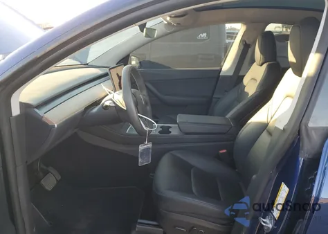 2022 Tesla Model Y из США, поврежденный, VIN 7SAYGDEE8NA003845